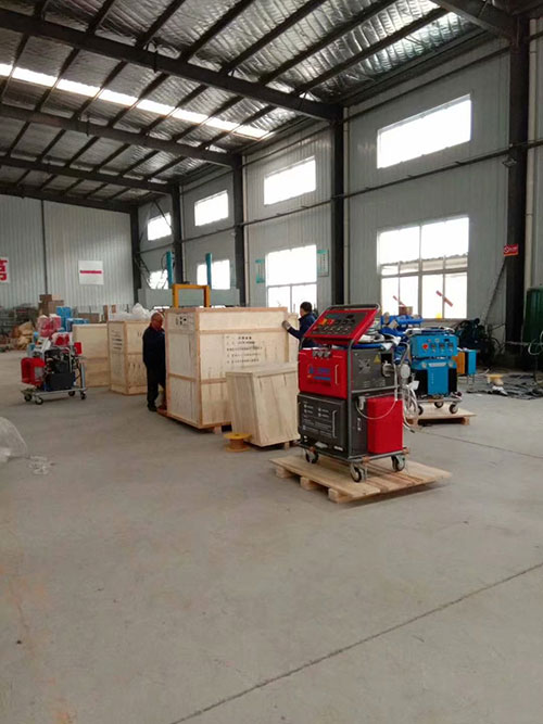 建材防腐的方法是什么? 聽說聚脲材料好像可以(圖1) 防腐保溫聚脲聚氨酯噴涂機設備