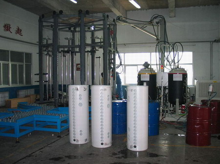 太陽(yáng)能保溫聚氨酯噴涂(圖1) 太陽(yáng)能保溫聚氨酯噴涂